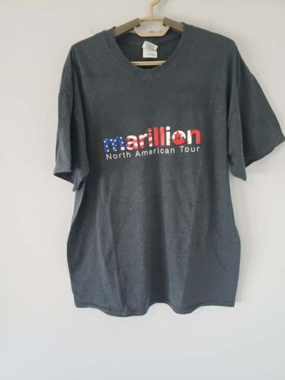 Men’s Size L MARILLION 2012 North American Tour T-Shirt UK Band